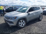 JEEP COMPASS LATITUDE 4X4 3C4NJDBB9NT135223 снимка