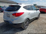 HYUNDAI TUCSON SE KM8JU3AG7FU953906 photo