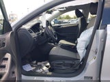 VOLKSWAGEN JETTA 1.4T S 3VW2B7AJ0HM393751 снимка