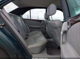 MERCEDES-BENZ E 320 WDBJF55F7TJ022572 снимка