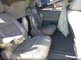 TOYOTA SIENNA XLE 8 PASSENGER 5TDYK3DC6FS645065 fotografie