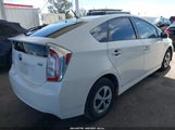 Toyota Prius Two JTDKN3DU1D5581817 fotografie