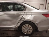 HONDA ACCORD 2.4 LX 1HGCP2F31CA187531 снимка