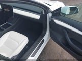 TESLA MODEL 3 REAR-WHEEL DRIVE 5YJ3E1EA0PF480316 снимка