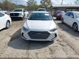 Hyundai Elantra Se 5NPD84LF8HH058910 снимка