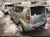 KIA SOUL + KNDJT2A23B7243058 снимка