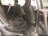 TOYOTA RAV4 XLE JTMRFREV9DD019725 снимка