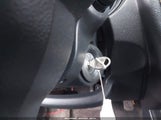 NISSAN VERSA 1.8S 3N1BC11E78L402230 снимка