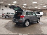 VOLKSWAGEN TIGUAN SE WVGBV3AX6DW595197 fotografie