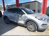 HYUNDAI TUCSON SE KM8J23A48JU646278 снимка
