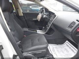 VOLVO XC60 3.2/3.2 PLATINUM/3.2 PREMIER/3.2 PREMIER PLUS YV4952DL5C2294865 photo