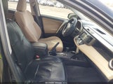 TOYOTA RAV4 XLE 2T3RFREV4FW270089 снимка