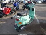 VESPA M198F ZAPM198F815002187 снимка