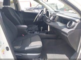 TOYOTA RAV4 LE JTMZFREV2GJ096782 снимка