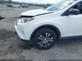 TOYOTA RAV4 LE JTMZFREV2GJ096782 снимка