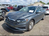 VOLKSWAGEN JETTA 1.4T R-LINE/1.4T S/1.4T SE 3VWC57BU8KM005774 снимка