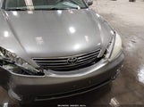 TOYOTA CAMRY LE 4T1BE32K85U618284 снимка