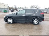 NISSAN ROGUE S JN8AT2MTXHW137200 снимка