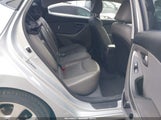 HYUNDAI ELANTRA LIMITED 5NPDH4AE8CH149713 снимка