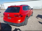 VOLKSWAGEN TIGUAN 2.0T SE/2.0T SEL/2.0T SEL R-LINE/2.0T SEL R-LINE BLACK 3VV2B7AX9KM135535 fotografie