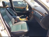 MERCEDES-BENZ E 320 WDBJF65J81B314801 снимка