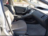 TOYOTA PRIUS TWO JTDKN3DU9F0416615 fotografie