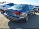 VOLKSWAGEN PASSAT 3.6L V6 GT 1VWJM7A39JC026572 photo