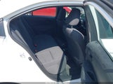 TOYOTA COROLLA LE 5YFB4MDEXRP183209 снимка