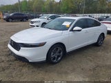 HONDA ACCORD HYBRID EX-L 1HGCY2F68RA068763 снимка