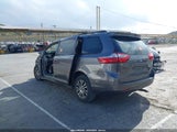 Toyota Sienna Xle 8 Passenger 5TDYZ3DC8KS969639 fotografie