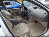 NISSAN MAXIMA GLE/GXE/SE JN1CA31A4YT206065 снимка