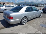 MERCEDES-BENZ E 320 WDBJF65J51B311774 снимка