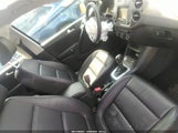 VOLKSWAGEN TIGUAN S WVGAV7AX0GW552305 photo