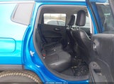JEEP COMPASS LATITUDE FWD 3C4NJCBB2KT833064 снимка