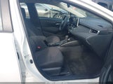 TOYOTA COROLLA LE 5YFEPMAE0MP233861 снимка