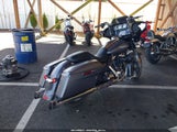 HARLEY-DAVIDSON FLHXS STREET GLIDE SPECIAL 1HD1KRC19HB680003 photo