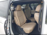 TOYOTA SIENNA XLE 5TDYRKEC2MS010054 снимка