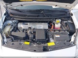 TOYOTA PRIUS TWO JTDKN3DU5D1632145 fotografie