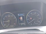 TOYOTA RAV4 LE JTMBFREV5JJ738405 снимка