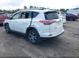 TOYOTA RAV4 LE JTMBFREV5JJ738405 снимка
