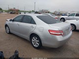 TOYOTA CAMRY LE 4T1BF3EK7AU570733 снимка