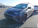 TOYOTA RAV4 LE 2T3ZFREV9JW492913 снимка