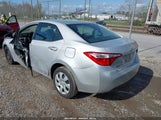 TOYOTA COROLLA LE 2T1BURHE6EC199070 снимка