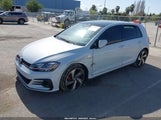 VOLKSWAGEN GOLF GTI 2.0T AUTOBAHN/2.0T S/2.0T SE 3VW447AU5JM275990 fotografie
