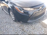 TOYOTA COROLLA LE JTDEPMAE0NJ207606 снимка