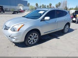 NISSAN ROGUE SV JN8AS5MVXBW674596 снимка