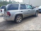 CHEVROLET TRAILBLAZER LS 1GNDS13S052147288 снимка