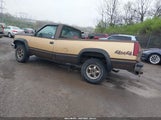 CHEVROLET GMT-400 K2500 1GCFK24K3JE163242 photo