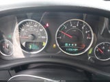 JEEP WRANGLER JK UNLIMITED SAHARA 4X4 1C4BJWEG8JL937483 снимка
