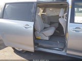 TOYOTA SIENNA LE V6 8 PASSENGER 5TDKK3DC7ES435109 снимка
